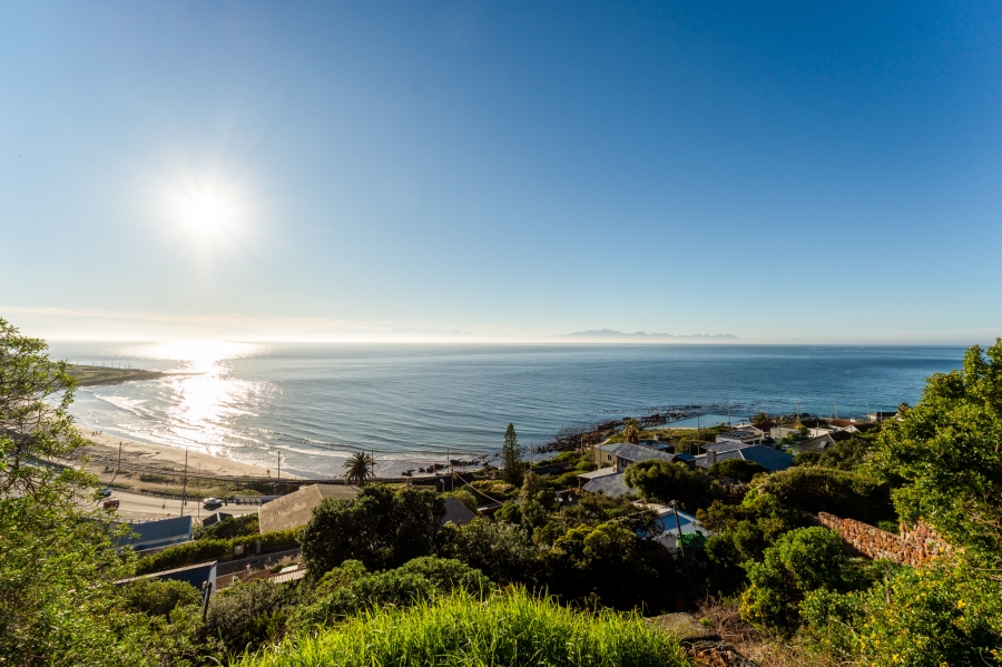 0 Bedroom Property for Sale in Cairnside Western Cape